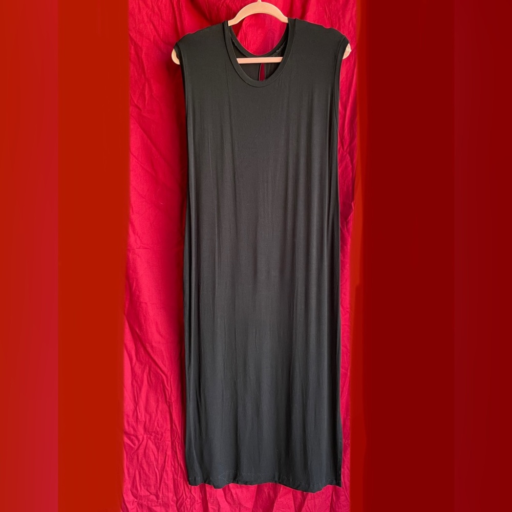 Black knit dress